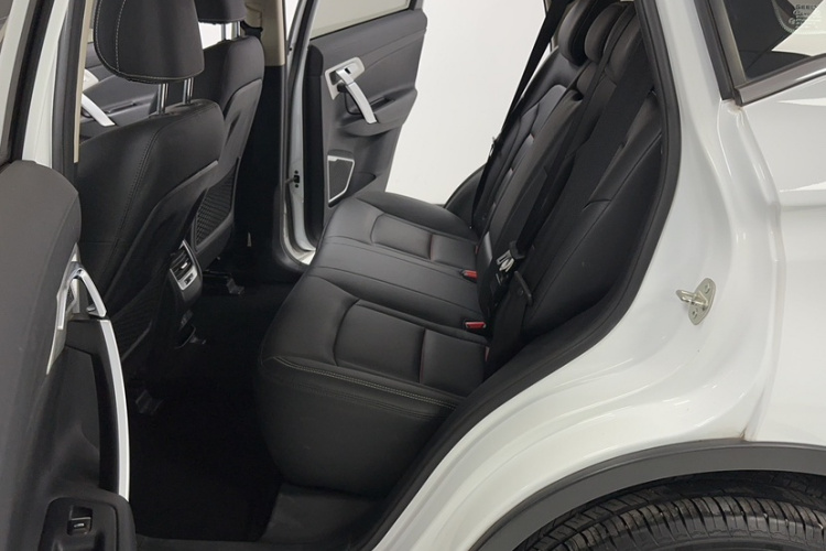 吉利汽车 博越 2020款 1.8TD DCT两驱智联型4G互联版中控内饰7003