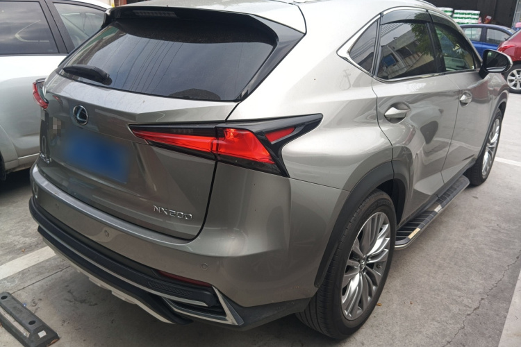 雷克萨斯NX 2020款 200 前驱 锋行版 国VI车身外观7