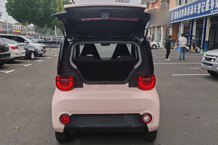 奇瑞 QQ冰淇淋 2022款 170km 圣代 磷酸铁锂车身外观6006