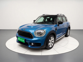 MINI Countryman 2019款 1.5T COOPER ALL4 经典派周末旅行版