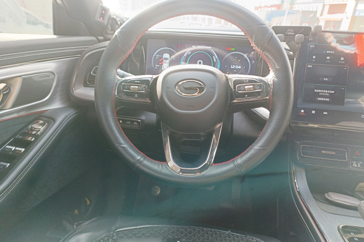 广汽传祺 传祺GS8 2022款 双擎系列 2.0TM 四驱尊贵版 （七座）局部细节13