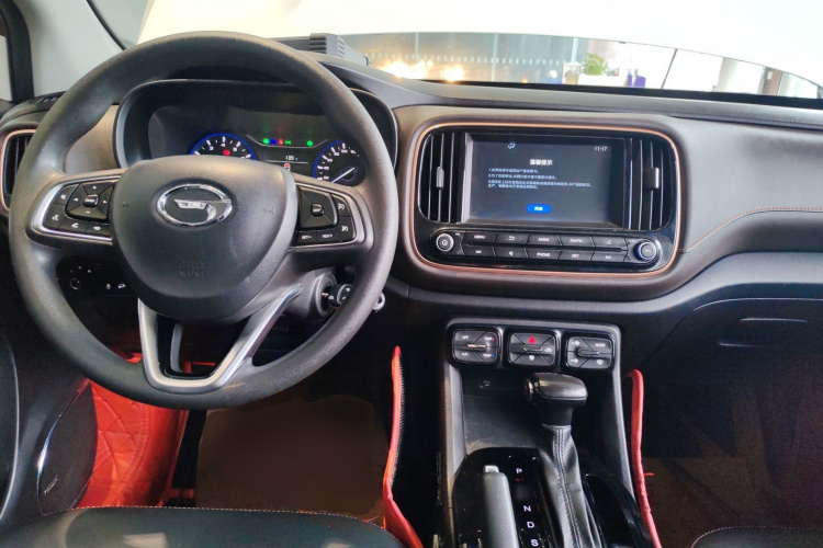 广汽传祺 传祺GS3 2017款 150N 自动精英版中控内饰12