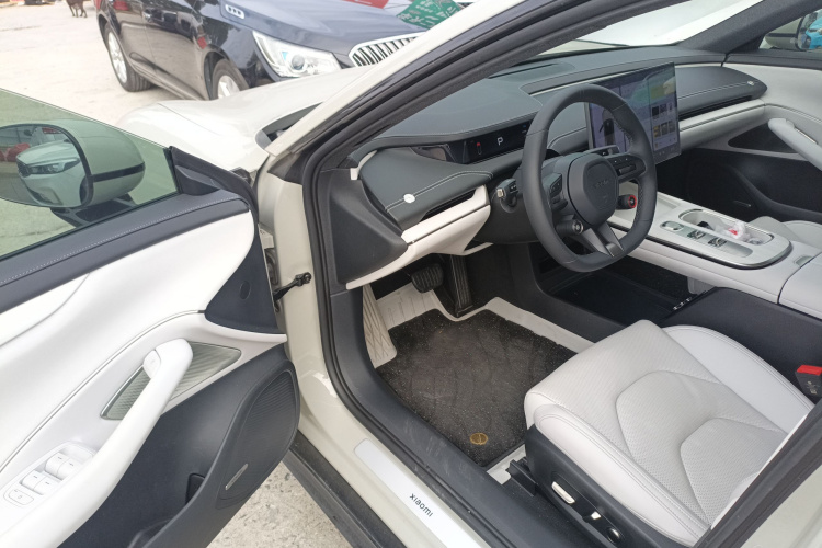 小米汽车 小米SU7 2024款 后驱标准创始版中控内饰20