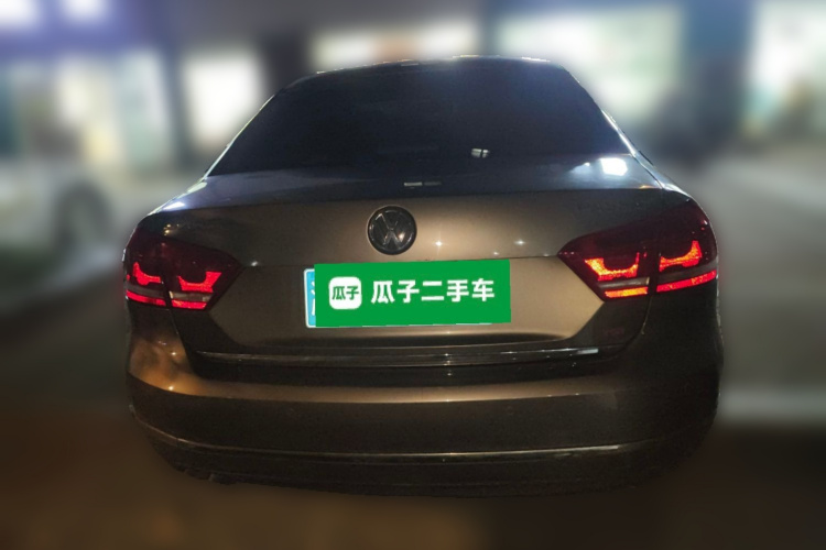 大众 帕萨特 2013款 2.0TSI DSG至尊版车身外观6