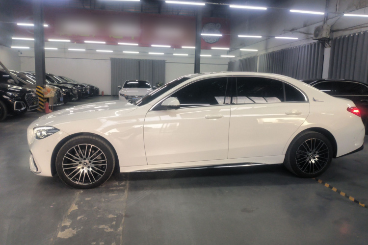 奔驰C级 2025款 改款 C 200 L 运动版车身外观6003