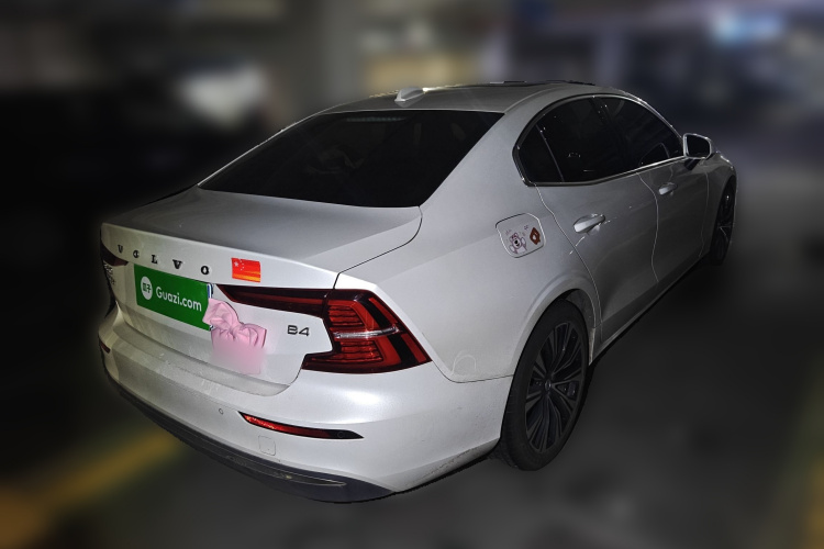 沃尔沃S60 2023款 B4 智远豪华版车身外观6005