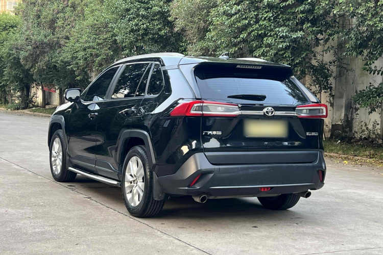 丰田 威兰达 2022款 2.0L CVT两驱领先版车身外观6003