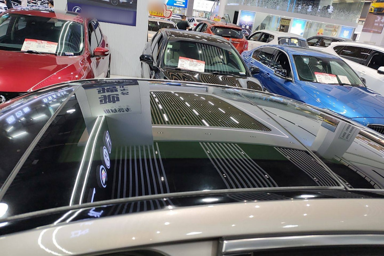 奔驰C级 2019款 改款 C 260 L 运动版车身外观57