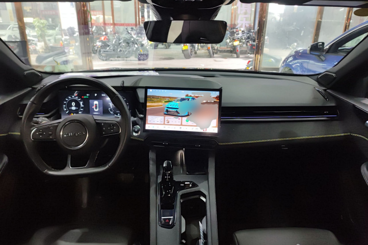 领克03 2023款 1.5TD DCT劲Pro中控内饰12