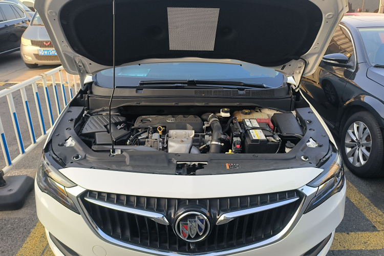 别克GL6 2021款 323T 轻混动互联豪华型局部细节24