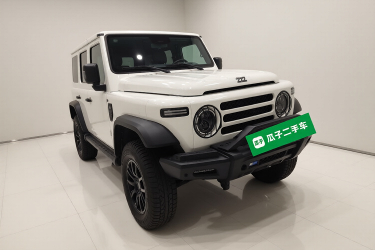 212 T01 2024款 2.0T 机械师车身外观3