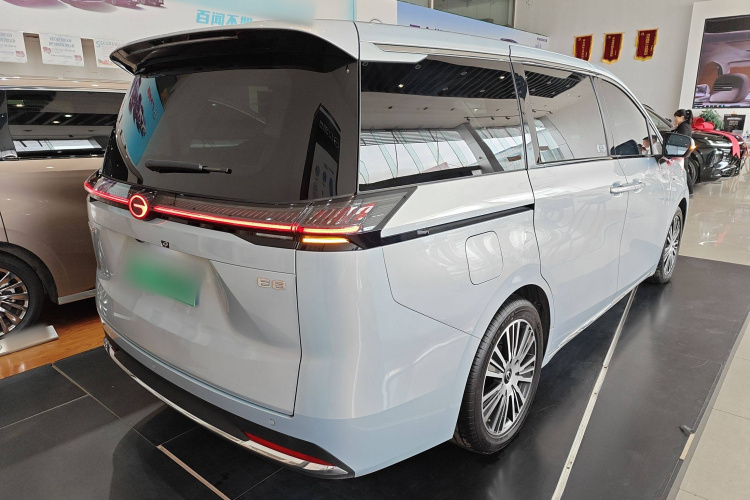 广汽传祺 传祺E8新能源 2024款 150km MAX+车身外观6005