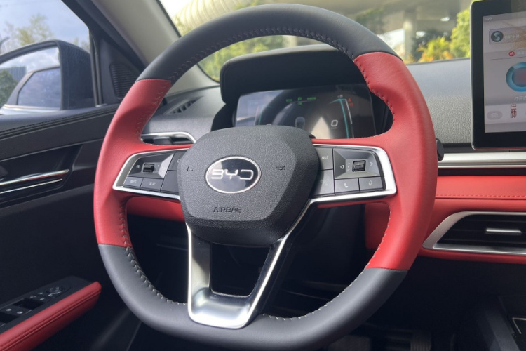 比亚迪e2 2021款 尊贵型中控内饰7002