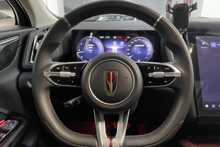 红旗HS3 2023款 1.5T 两驱善为版中控内饰7002