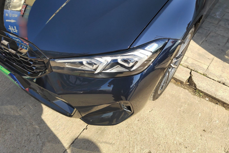 宝马3系 2023款 325Li M运动套装局部细节36