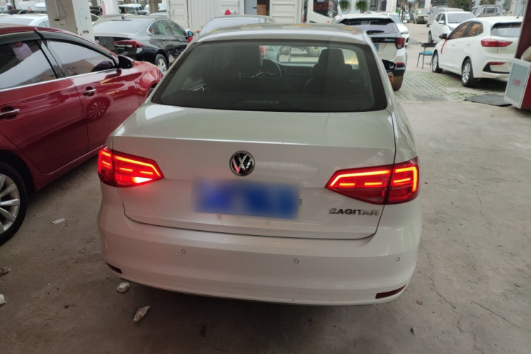 大众 速腾 2018款 1.6L 自动舒适型车身外观6004