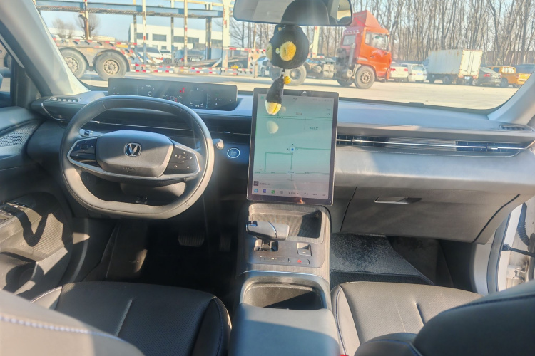 长安 逸达 2023款 蓝鲸NE 1.5T GDI DCT尊享型中控内饰7002