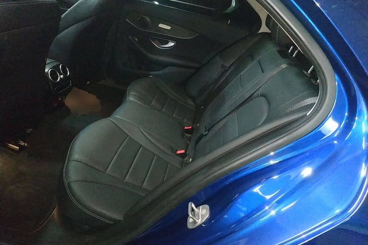 奔驰C级 2021款 C 260 L 运动版中控内饰21