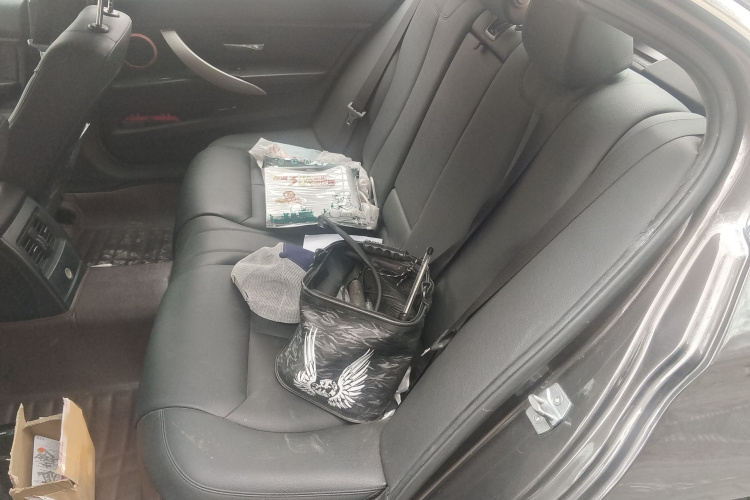 宝马3系 2015款 320Li 超悦版时尚型中控内饰7004