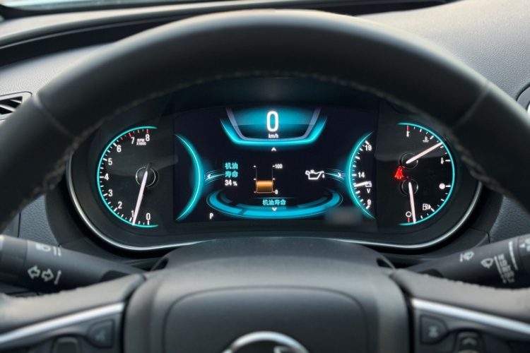 别克 君威 2015款 1.6T 精英技术型中控内饰7006