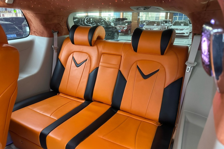 别克GL8 2023款 ES陆尊 舒适型中控内饰7012