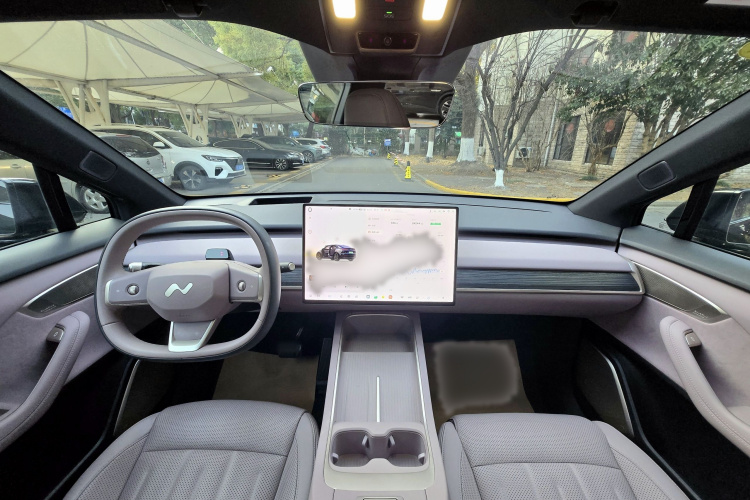 乐道L60 2024款 60kWh 后驱版中控内饰7003