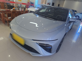 哪吒汽车 哪吒S 2024款 增程 1060版