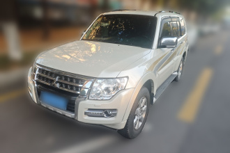 三菱 帕杰罗(进口) 2020款 3.0L 自动豪华越野版