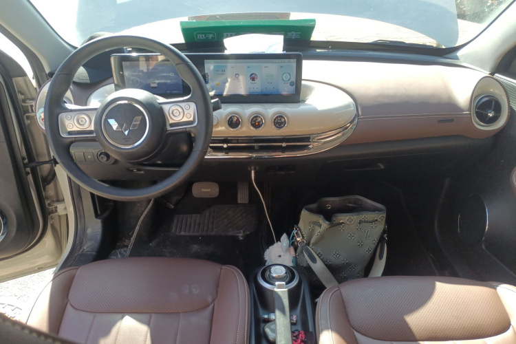 五菱汽车 五菱缤果 2023款 203km 舒享款中控内饰7002