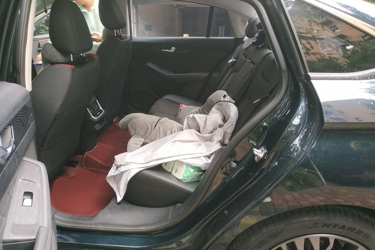 东风风神 奕炫MAX 2023款 1.5T 超能型爸版中控内饰7004