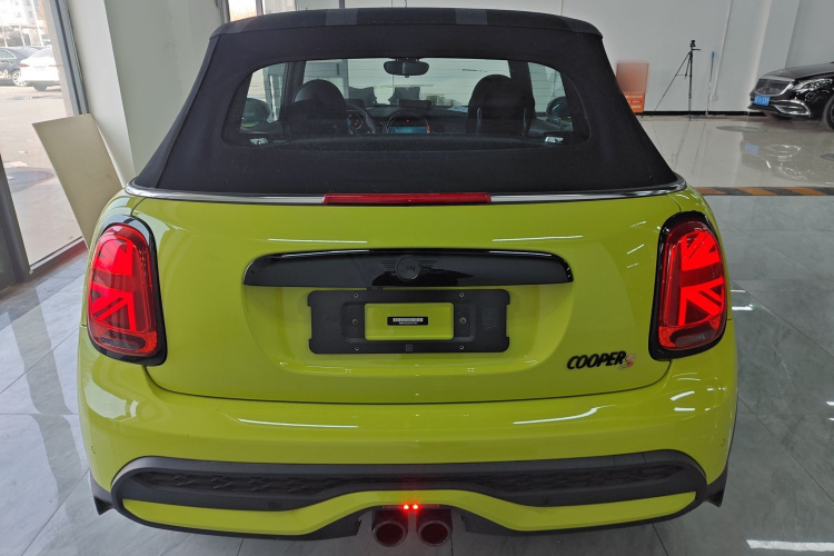 MINI 2023款 改款 2.0T COOPER S CABRIO 艺术家车身外观6