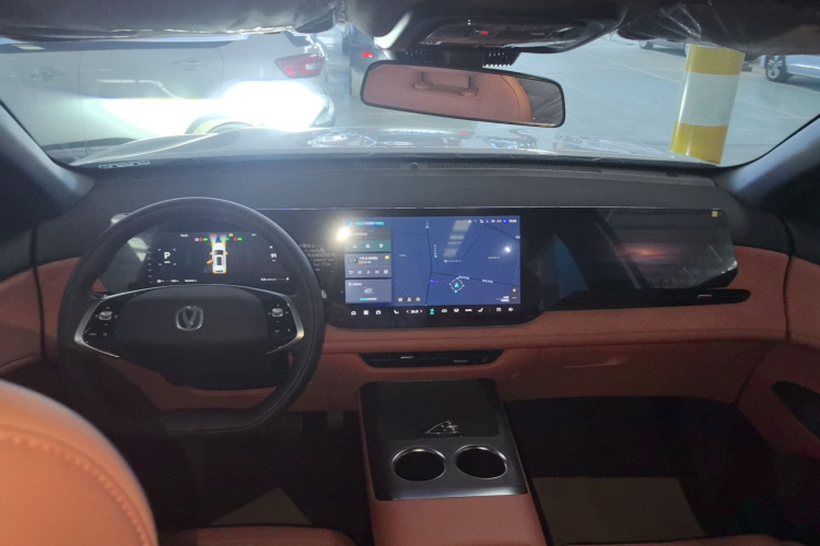 长安CS75 PLUS 2025款 第四代 UItra 2.0T 新蓝鲸 智慧劲擎型中控内饰12