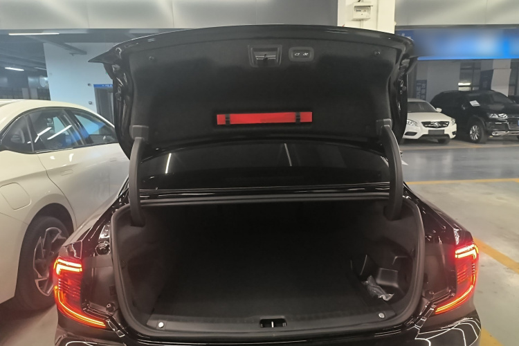 沃尔沃S90新能源 2024款 插电式混动 四驱长续航智雅豪华版局部细节23