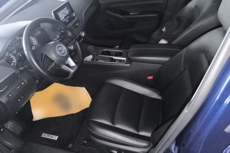 日产 天籁 2019款 2.0L XL Upper 智行版中控内饰19