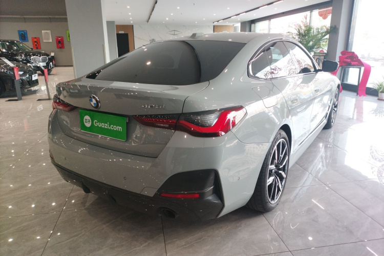 宝马4系 2023款 425i Gran Coupe M运动曜夜套装车身外观6005