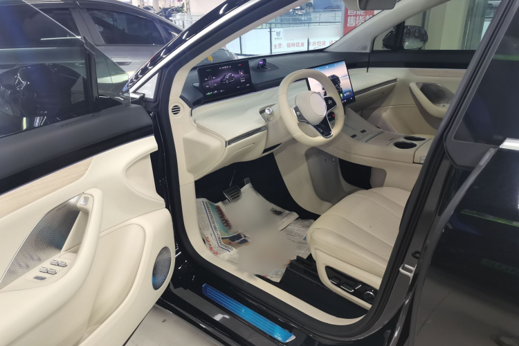 鸿蒙智行 智界R7 2025款 增程 251km Max局部细节19