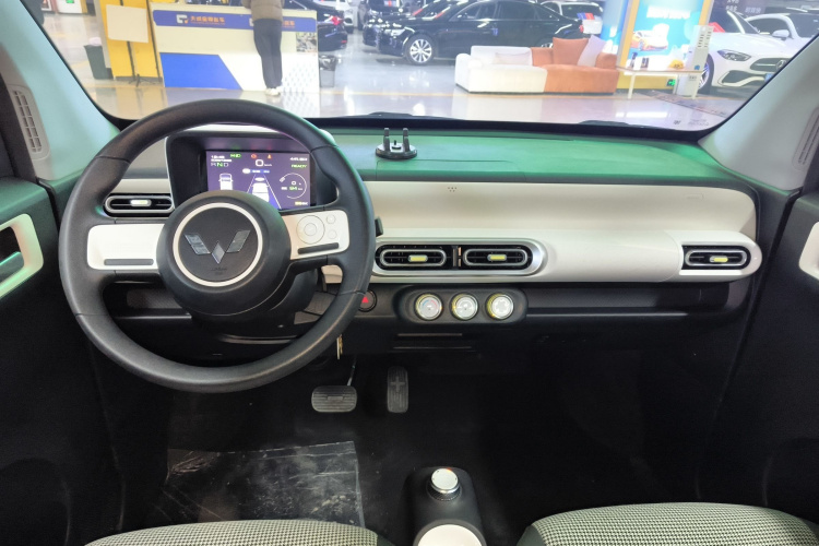 五菱汽车 宏光MINIEV 2024款 第三代 215km 青春版中控内饰12