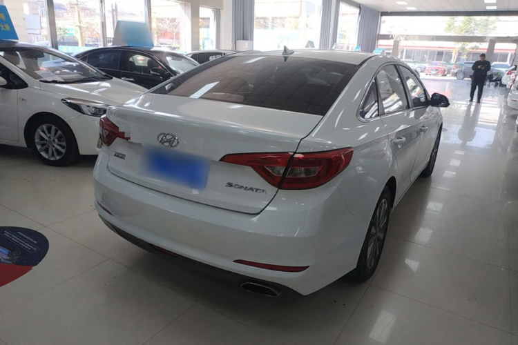 现代 索纳塔 2015款 2.0L GLS智能型车身外观7