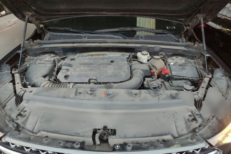 别克 2022款 昂科威S 四驱Avenir艾维亚机舱底盘24