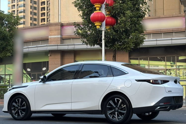 长安 逸动 2024款 1.5T GDI自动 尊贵型车身外观6007