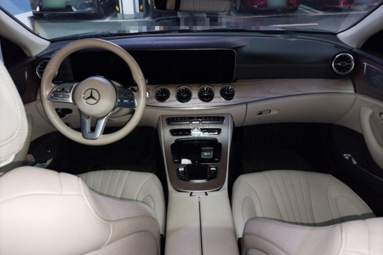 奔驰CLS 2020款 CLS 300 豪华型中控内饰12