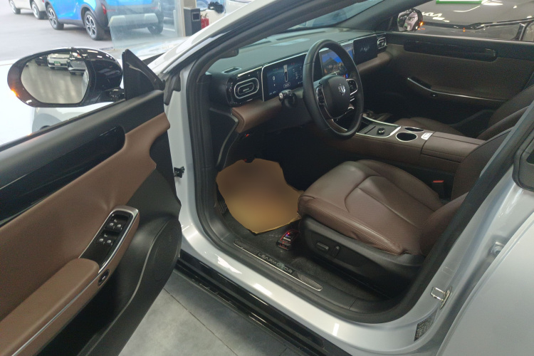 零跑汽车 零跑C01 2023款 525舒享版中控内饰7003