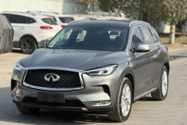 英菲尼迪QX50 2018款 2.0T 四驱菁英版