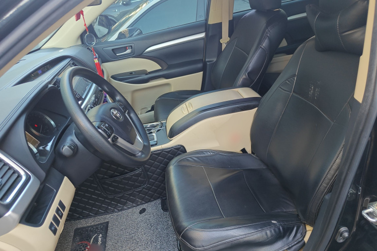 丰田 汉兰达 2018款 2.0T 四驱精英版 7座 国VI中控内饰19