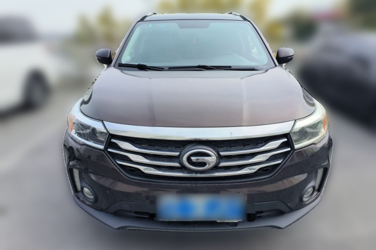 广汽传祺 传祺GS4 2015款 200T 手动精英版车身外观2