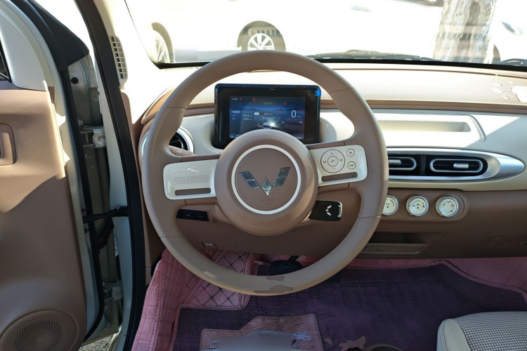 五菱汽车 宏光MINIEV 2025款 四门版 进阶款中控内饰13