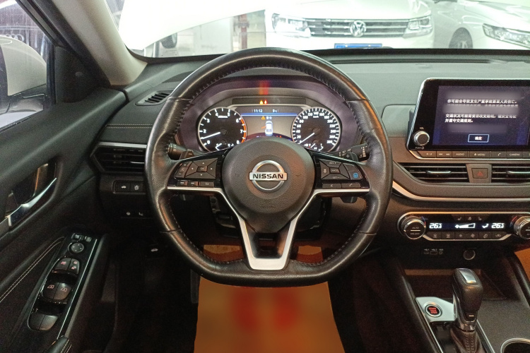 日产 天籁 2020款 2.0T XL Upper AD1 智享领航版中控内饰13