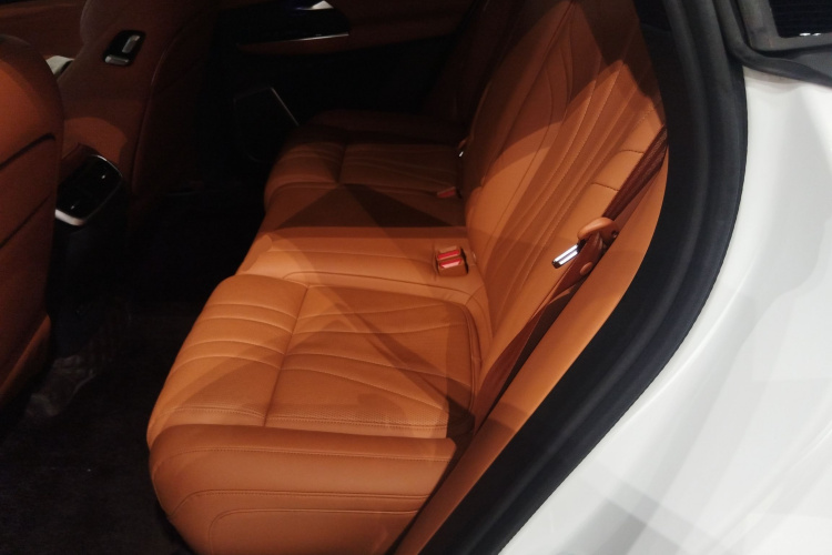 小鹏G9 2022款 702 Pro中控内饰7004