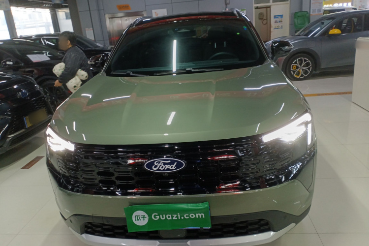 福特 领睿 2025款 EcoBoost 170 尊领型PLUS车身外观2