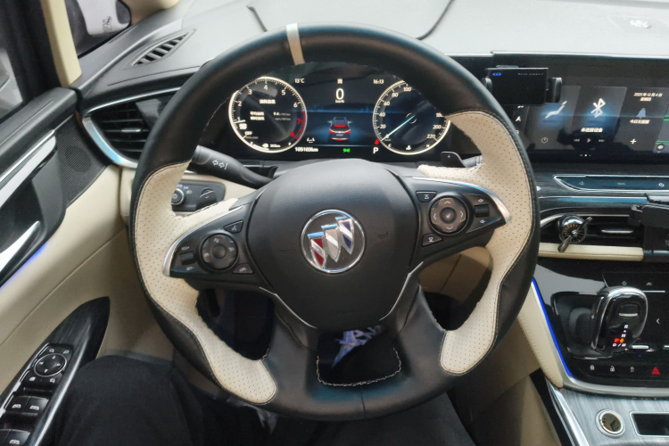 别克GL8 2022款 ES陆尊 653T 尊享型中控内饰13